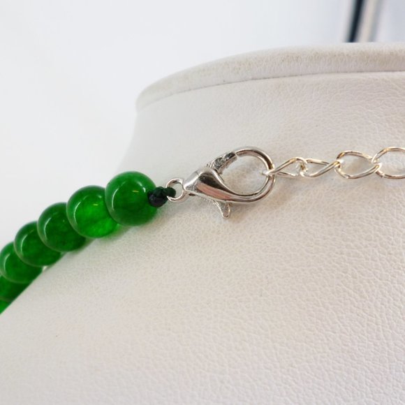 Set Necklace & Earrings Jade Green Glass Beads 925 w/Crystals NWOT Perfect - Picture 4 of 5